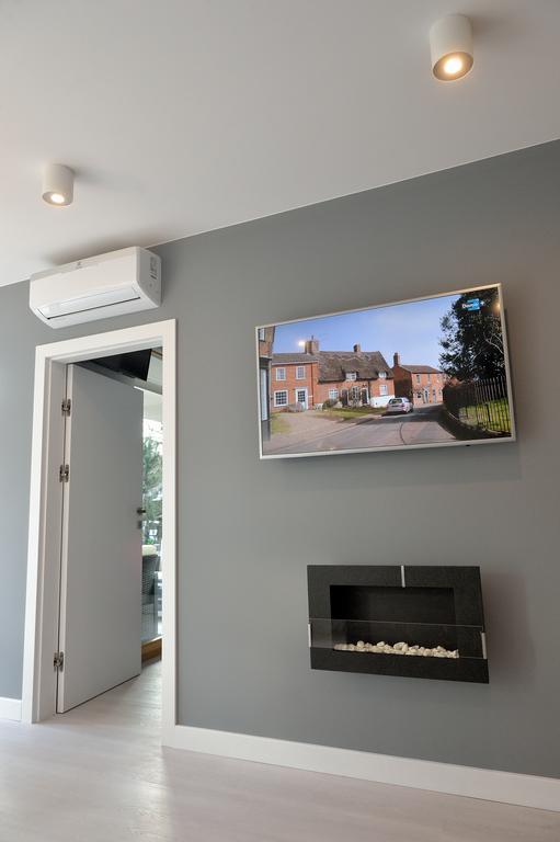 Garden Apartment Cracow- Shopping Mall 1Min, Underground Parking, Family Friendly, City Center Cracovia Esterno foto